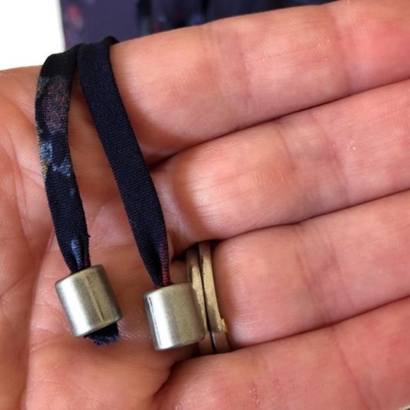 Purple Floral Long Sleeve Short Casual Dress
Size: US L - Picture 4 of 4